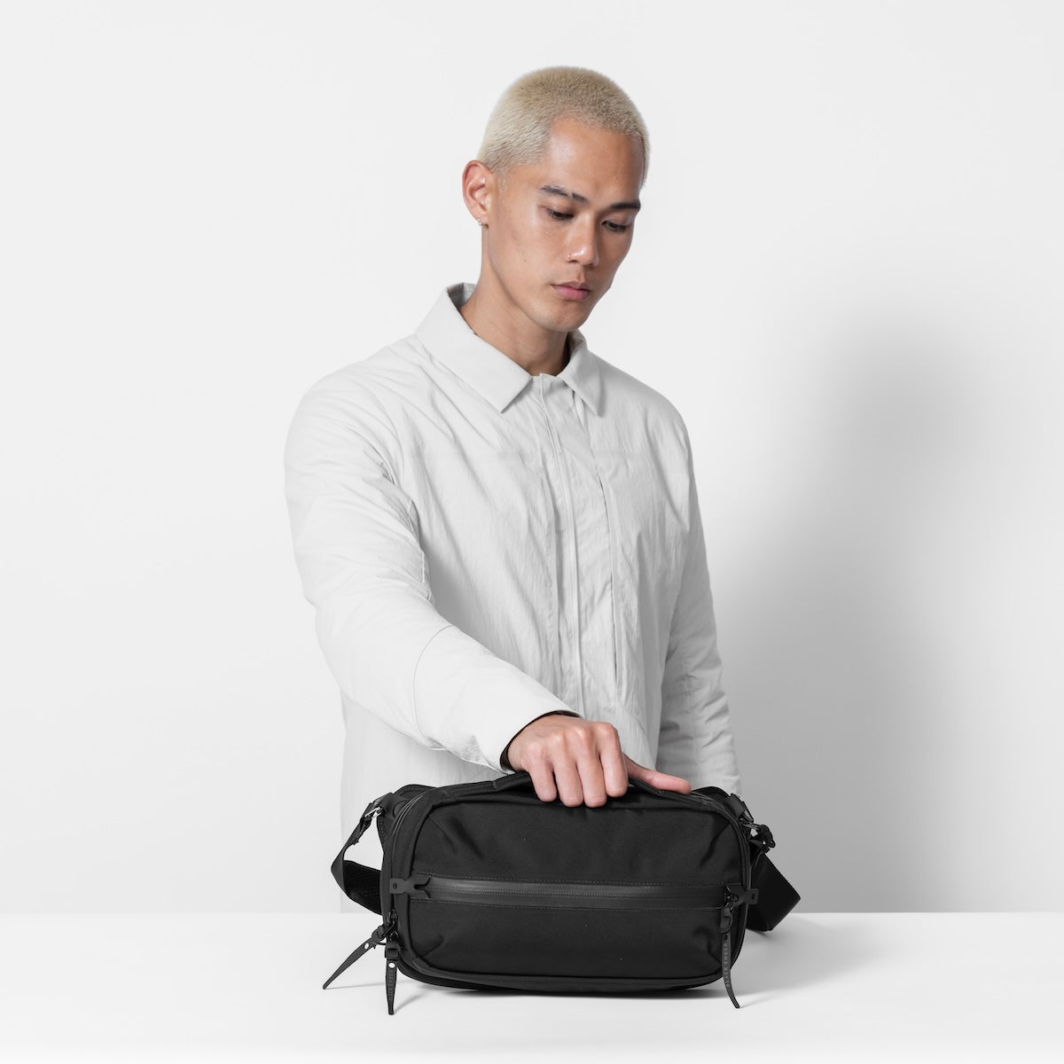 Black Ember GRIP-SLING 06 in Jet Black