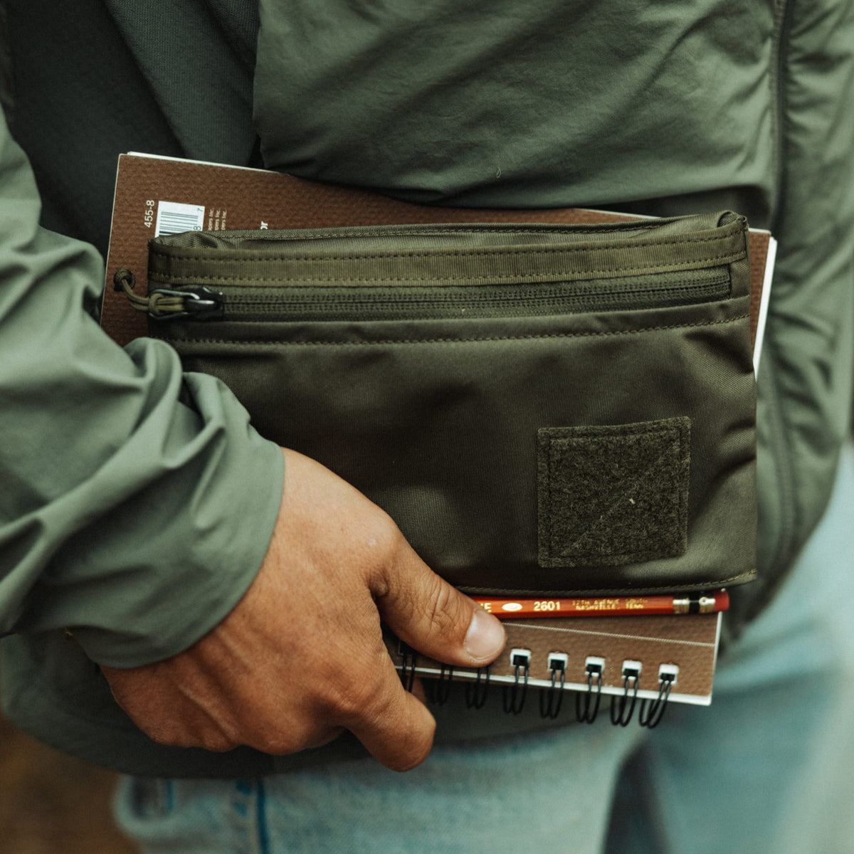 CIVIC Flat Pouch OD Green Artist Kit in Hand