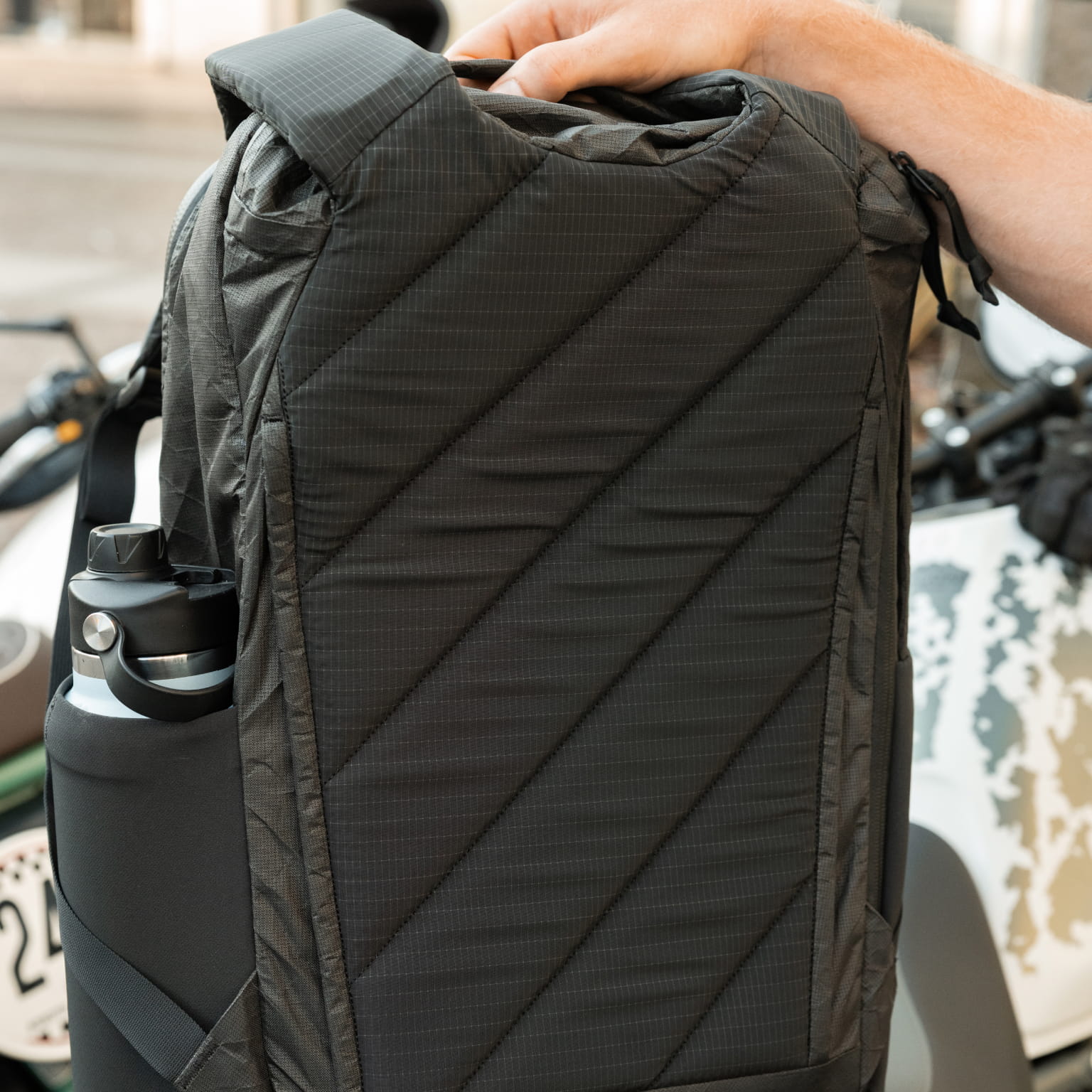 CIVIC Travel Bag CTB 26L ULTRA Black Magic Breathable Back Panel