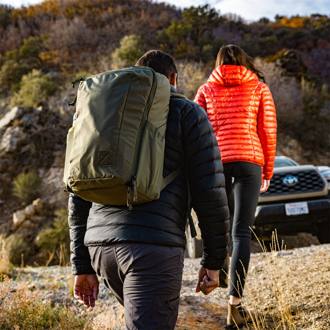 Civic Travel Bags 26L - Storming Gravity