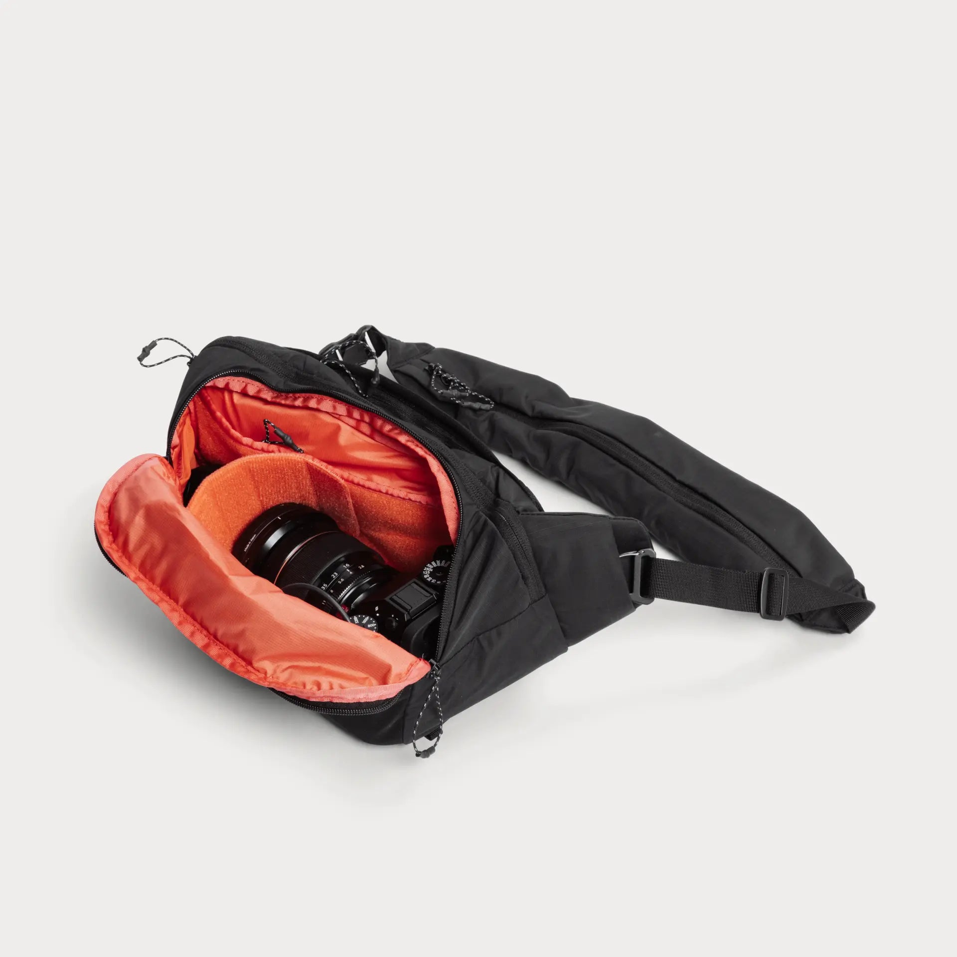 Balance 7L Camera Sling - Storming Gravity