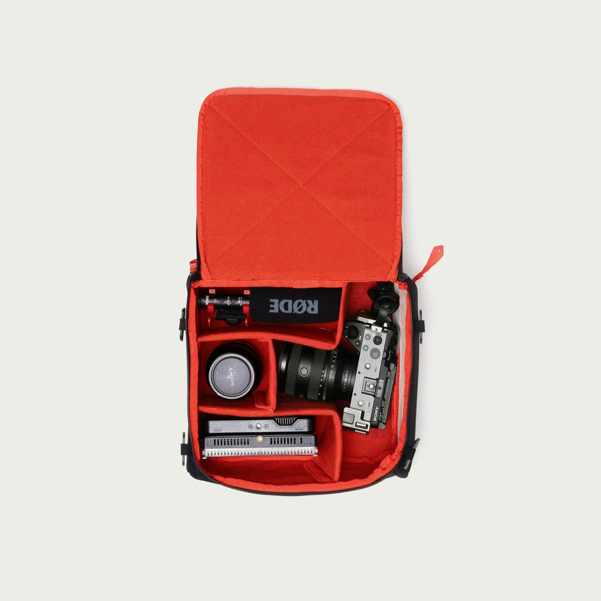 Everything Camera Insert 8L - Storming Gravity