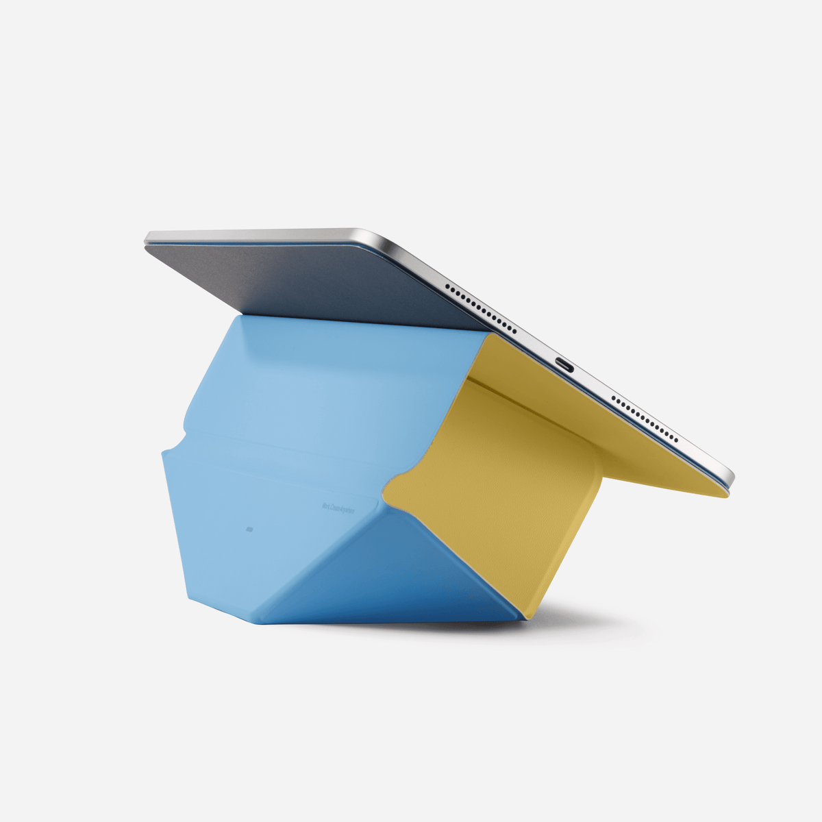 Dynamic Folio for iPad - Storming Gravity