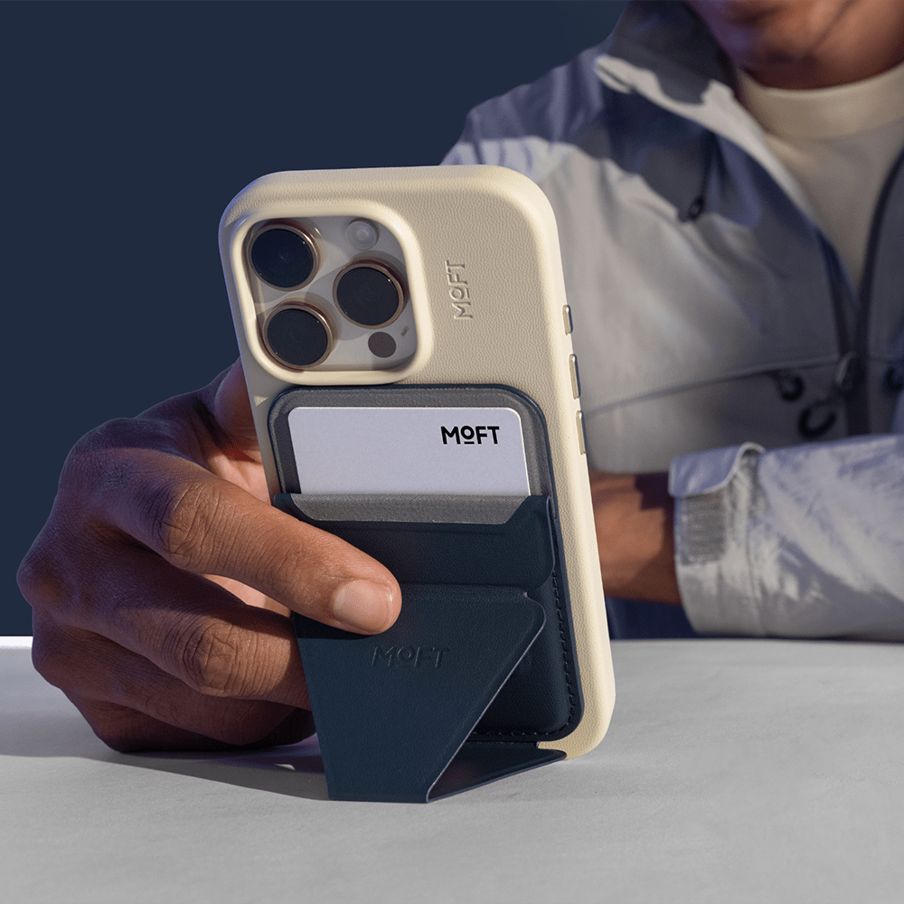 Snap-on Phone Stand & Wallet MOVAS™ - MagSafe Compatible - Storming Gravity