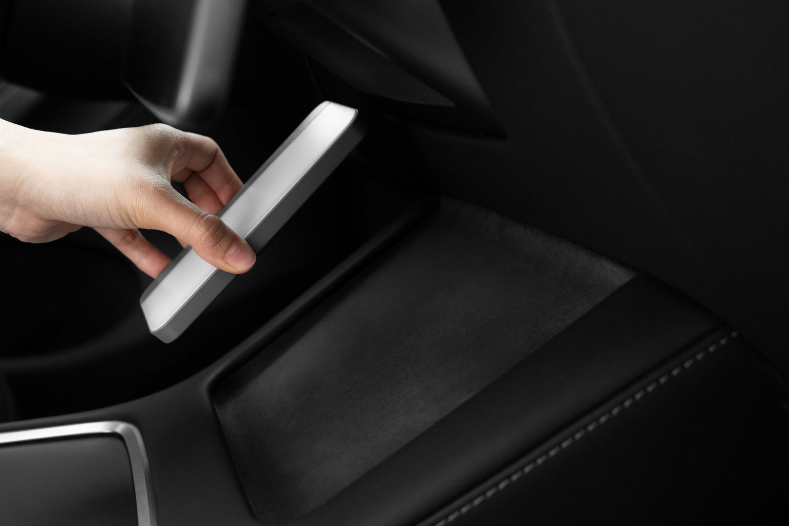 Portable LED Light Compatible with MagSafe Wireless Charging - Storming Gravity