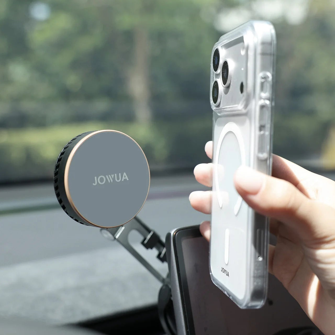 Active Cooling Tesla Compatible Phone Mount (S/3/X/Y/Cybertruck) - Storming Gravity