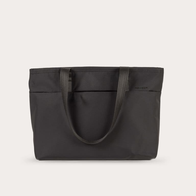 Everything Tech Tote 19L - Storming Gravity