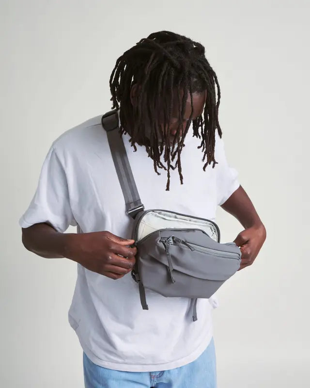 Everything Sling 4L - Storming Gravity