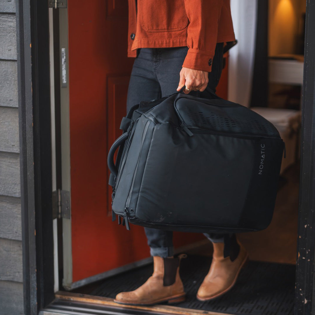 The NOMATIC 30L Travel Bag (V2) - Storming Gravity