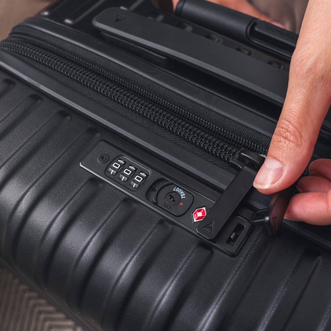 Method Luggage Check-In 127L - Storming Gravity