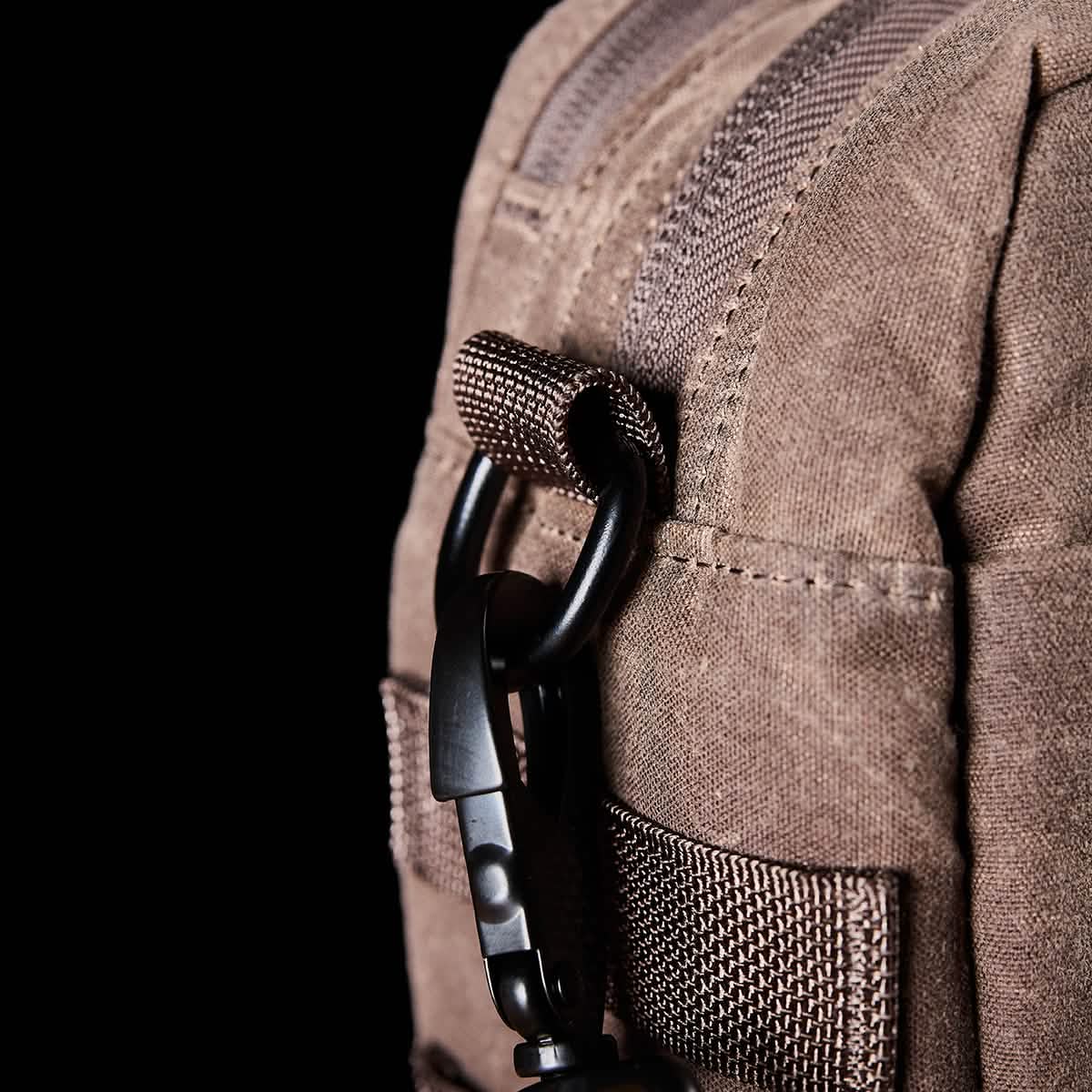 Shoulder Bag 15L - Waxed Canvas - Storming Gravity