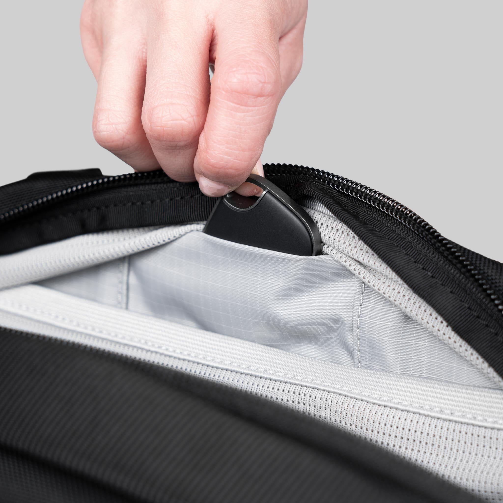 Outbound Travel Pack 30L - Storming Gravity