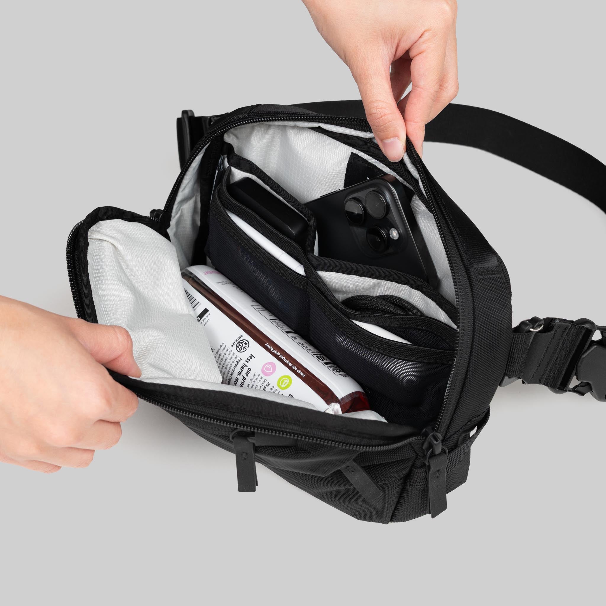 Toshi Sling 2.5L V2 - Storming Gravity