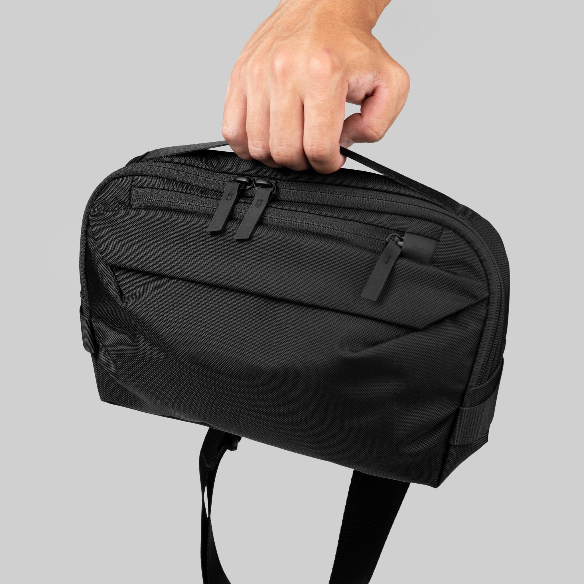 Toshi Sling 5L V2 - Storming Gravity