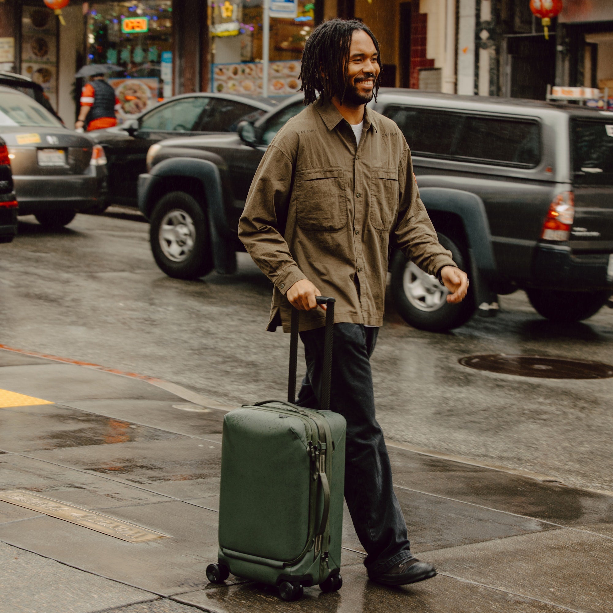 Roller Pro Carry-On 34L - Storming Gravity