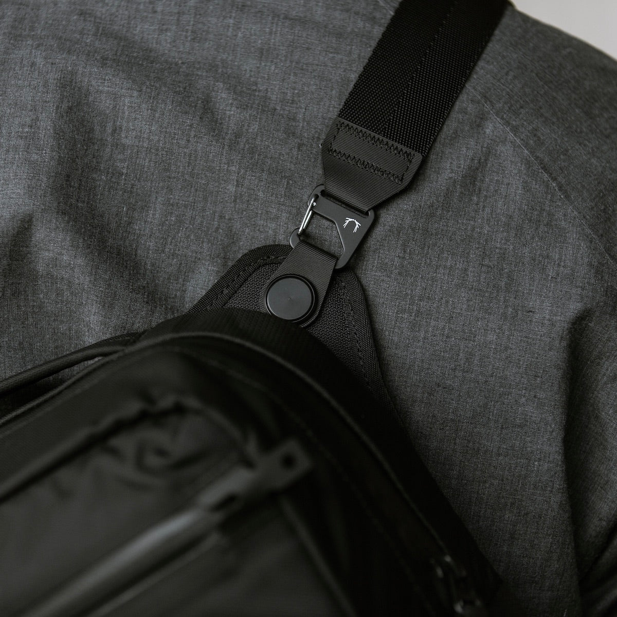 Grip Sling 09 EMBERTEX™ 不含 PFAS