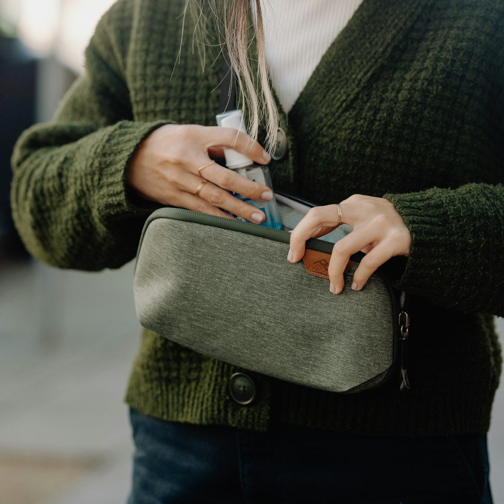 Small Tech Pouch 1L - Storming Gravity