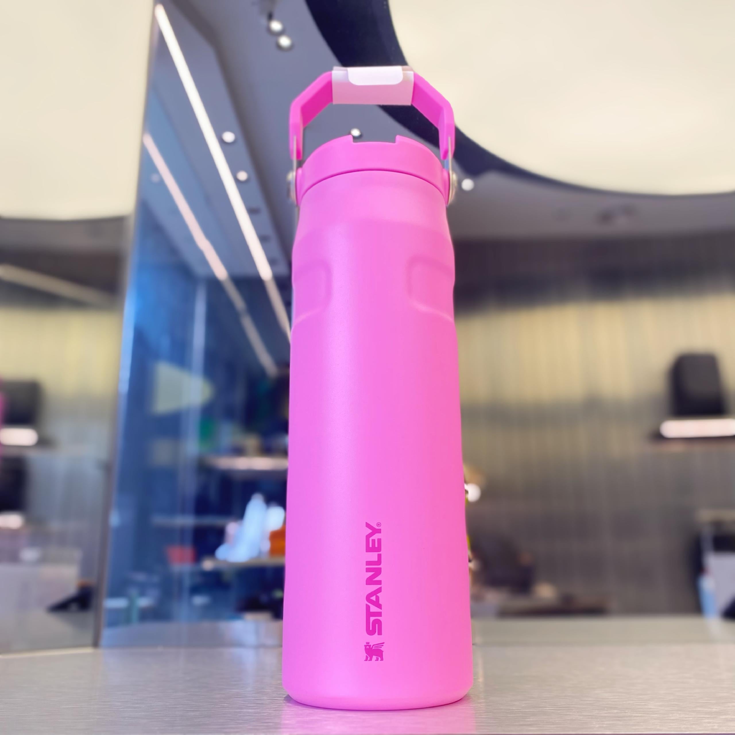 The Iceflow™ Bottle with Flip Straw Lid