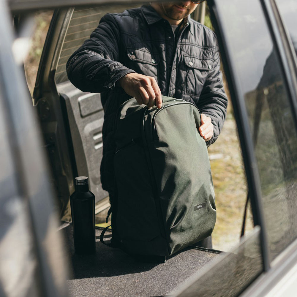 Transit Workpack Pro 28L - Storming Gravity