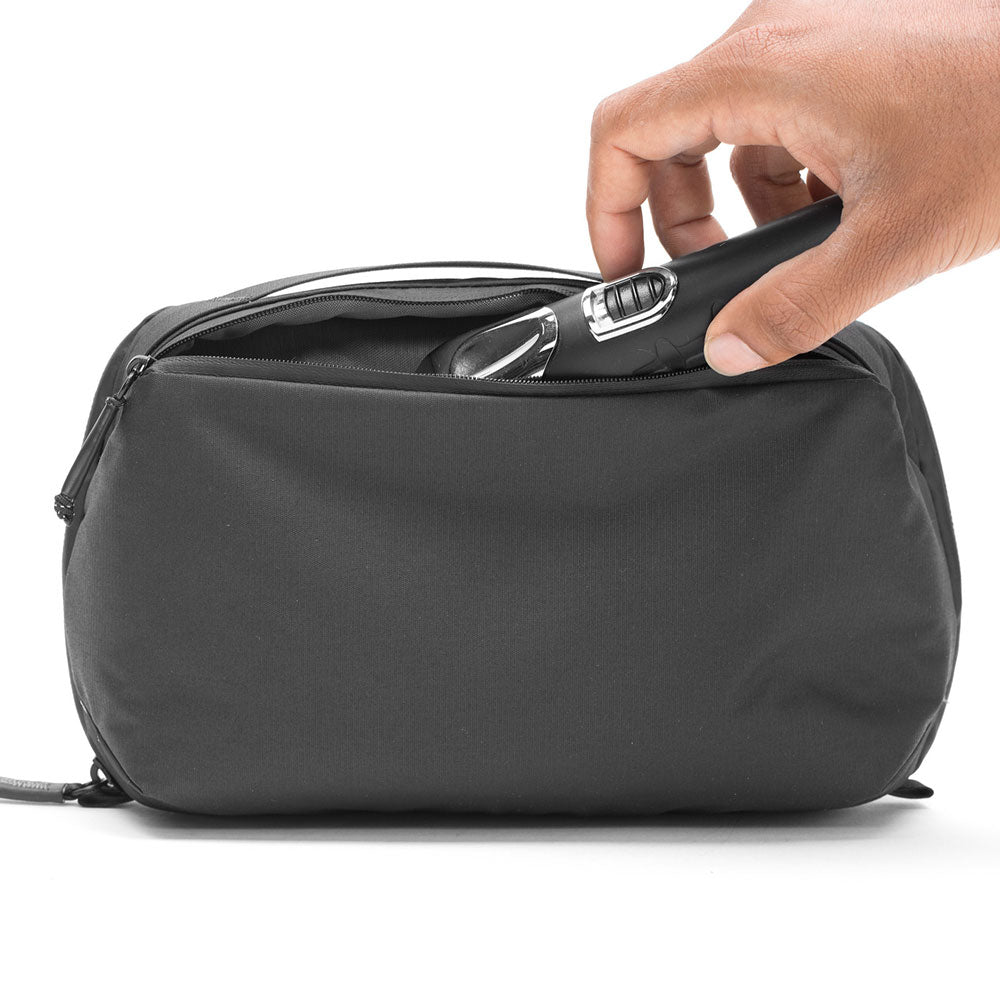 Wash Pouch - Peak Design - Storming Gravity