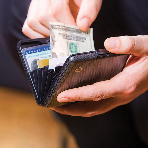 ogon-big-stockholm-card-case-carbon-print