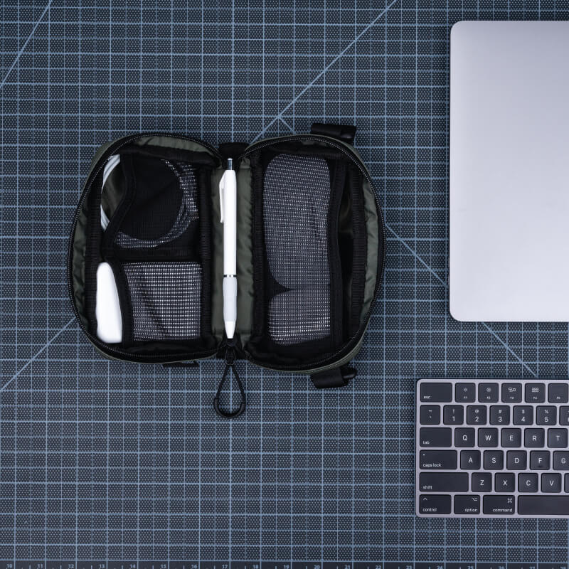 Wandrd Tech Bag (New) - Storming Gravity