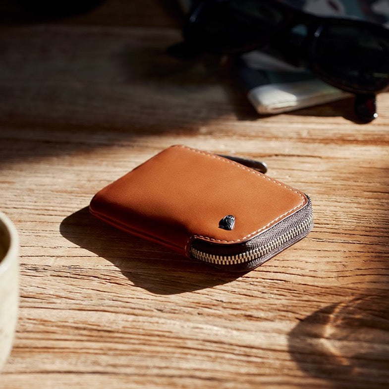 bellroy-card-pocket-caramel