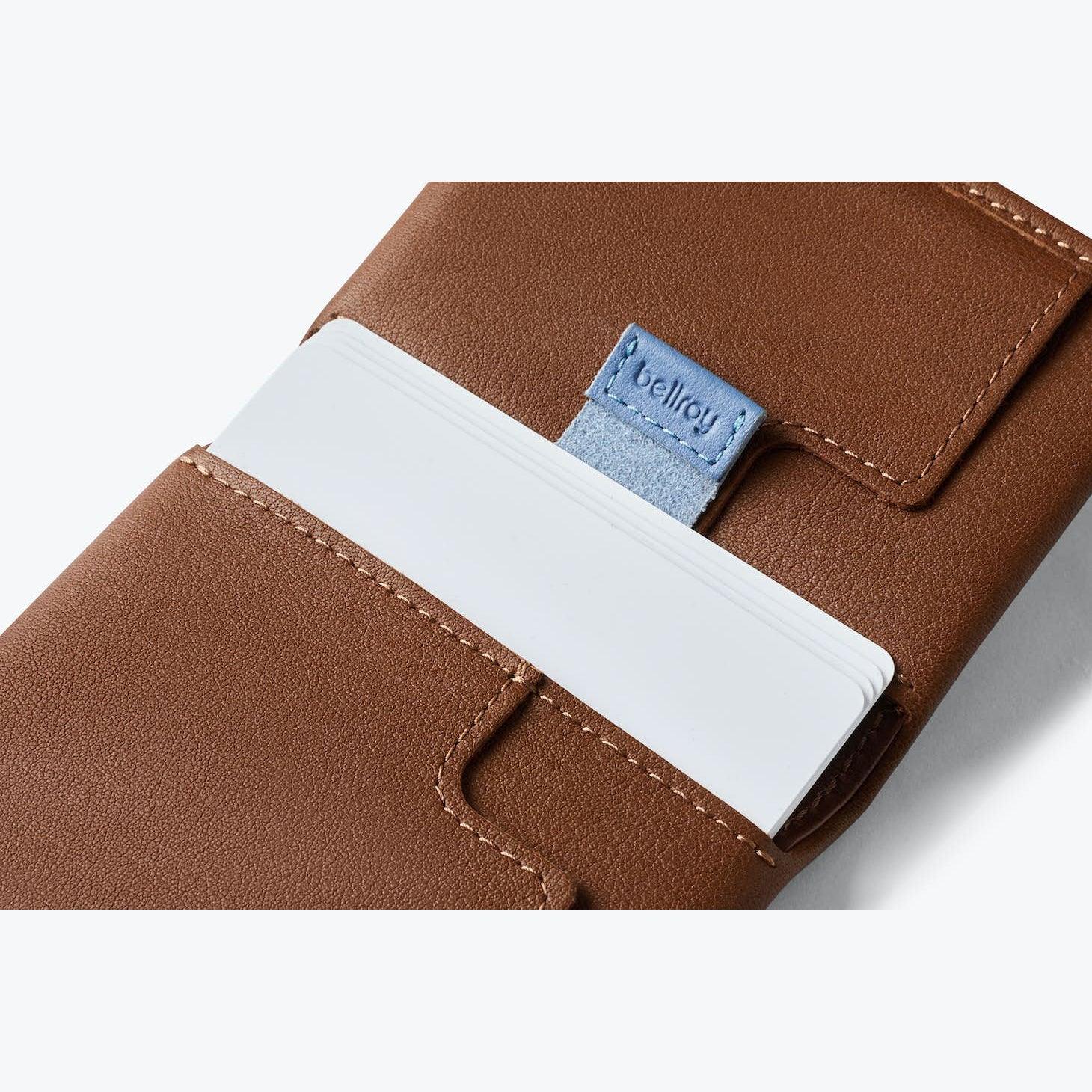 bellroy-slim-sleeve-hazelnut