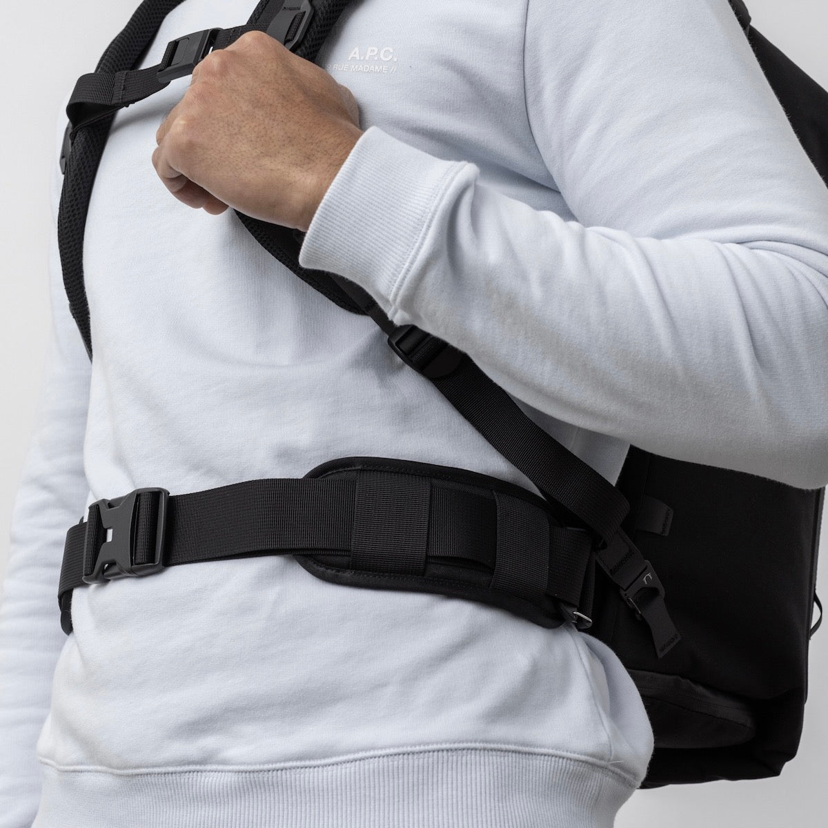 Black Ember DEX Hip Belt - Storming Gravity