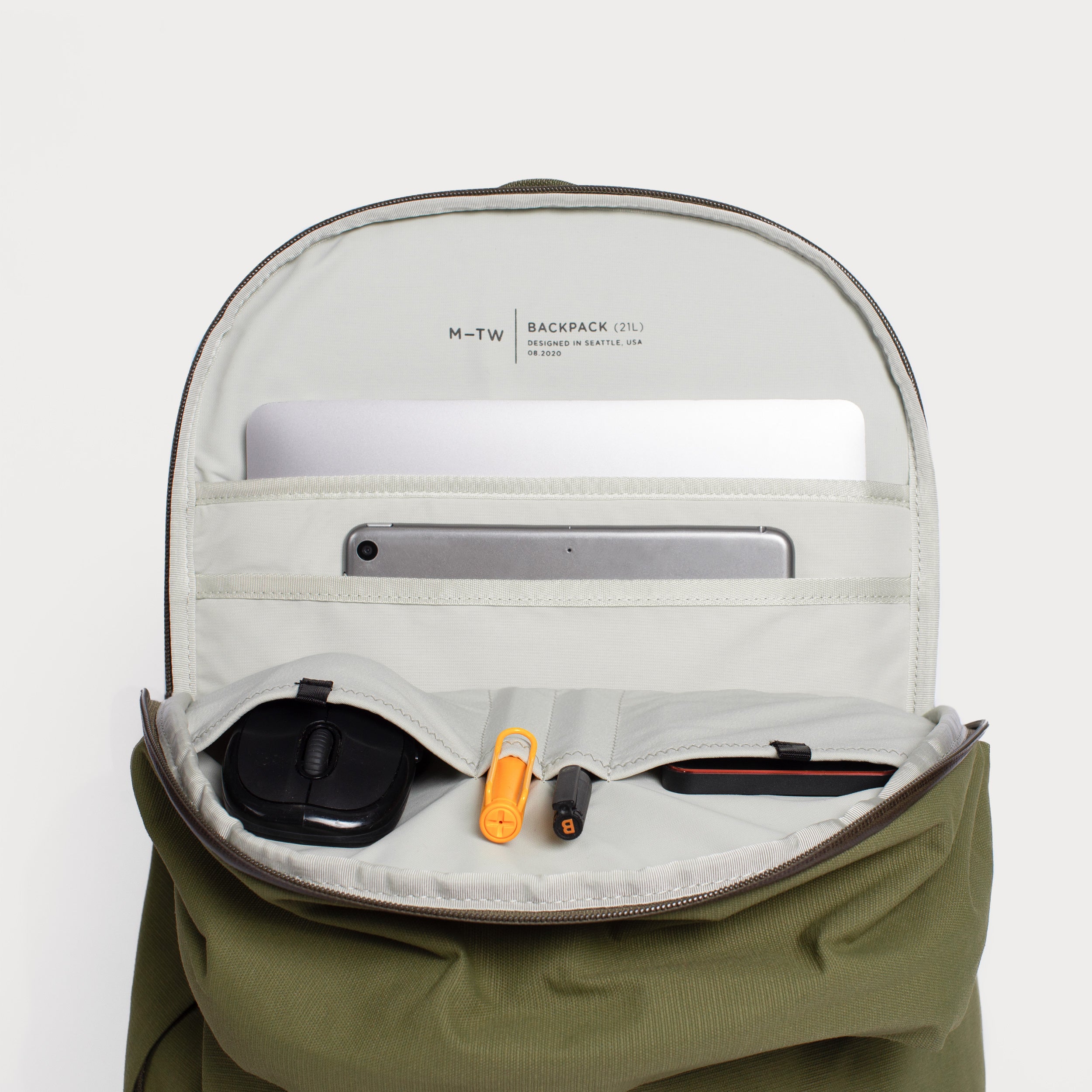 moment-mtw-backpack-17l-olive