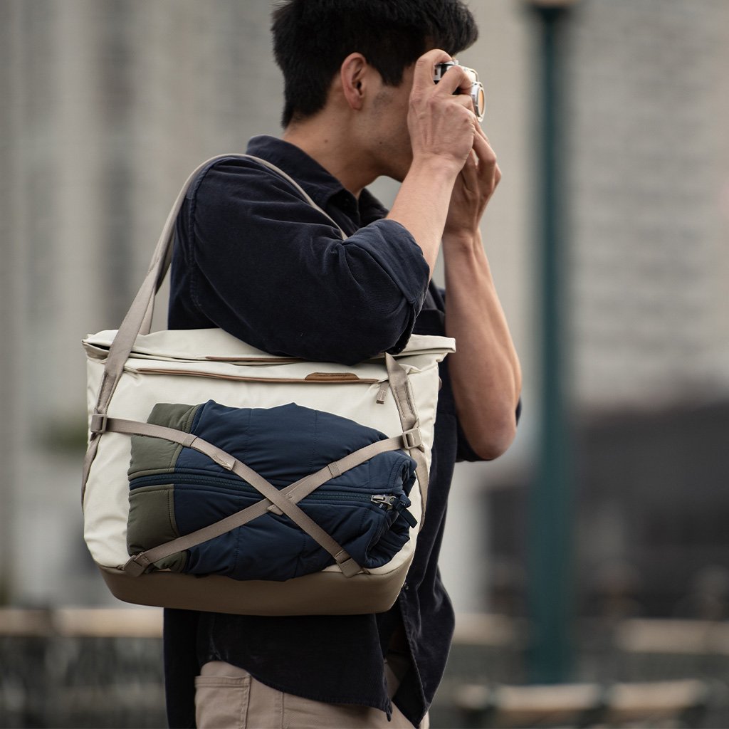 Everyday Tote 15-20L - Peak Design - Storming Gravity