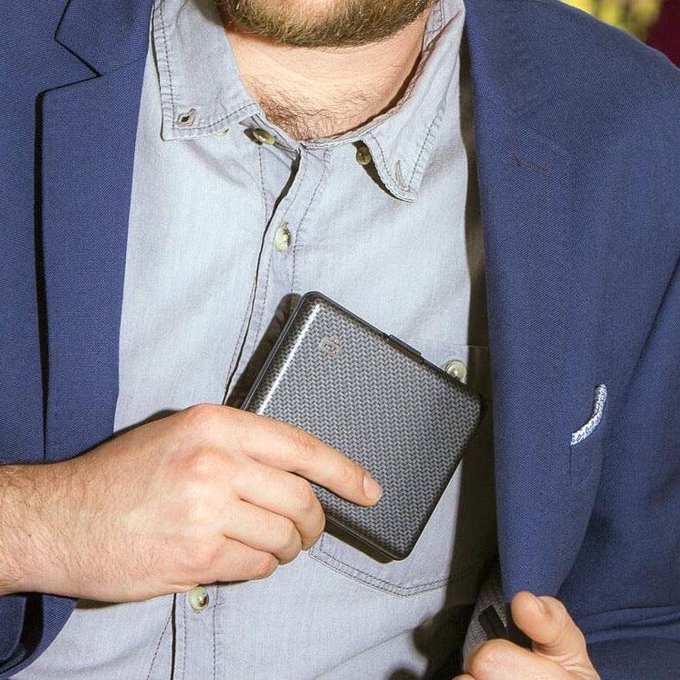 ogon-big-stockholm-card-case-carbon-print