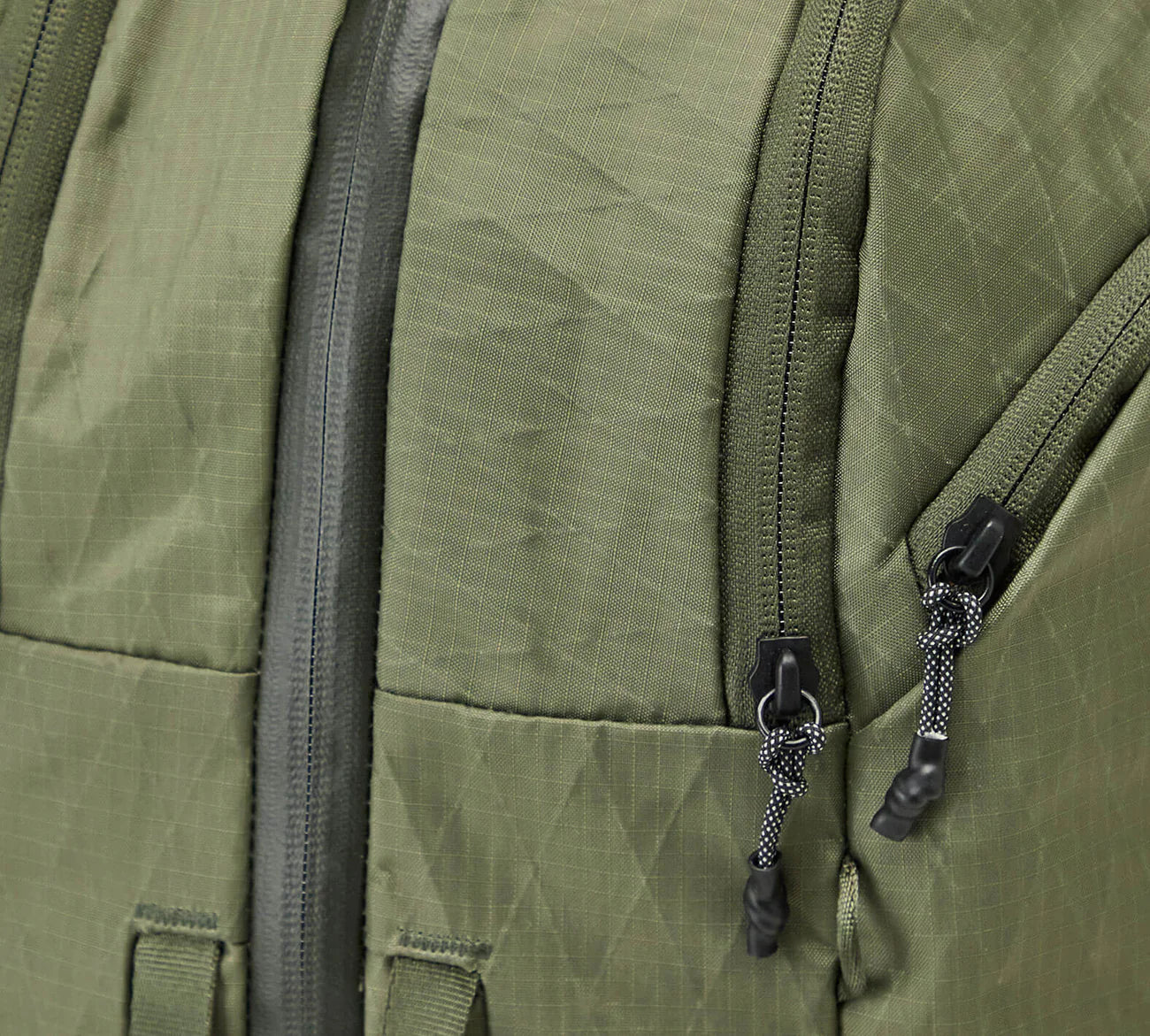 Aero Travel Backpack 35L - Storming Gravity