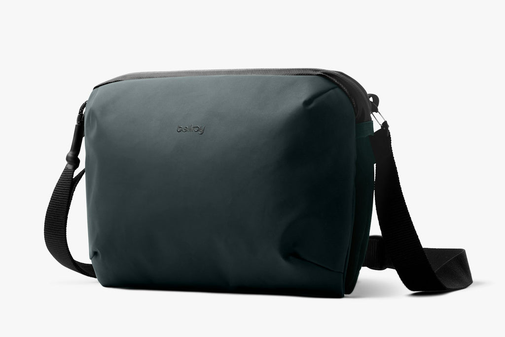 Venture Travel Crossbody 3L