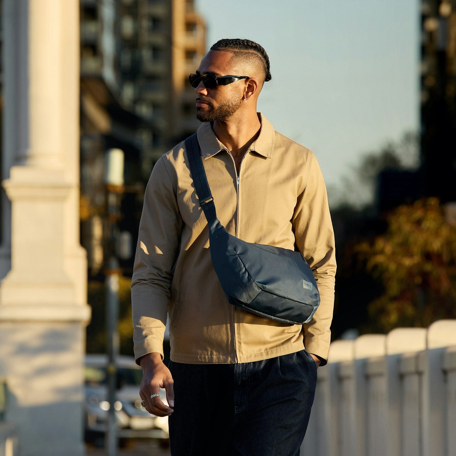 Laneway Crescent Bag 7L