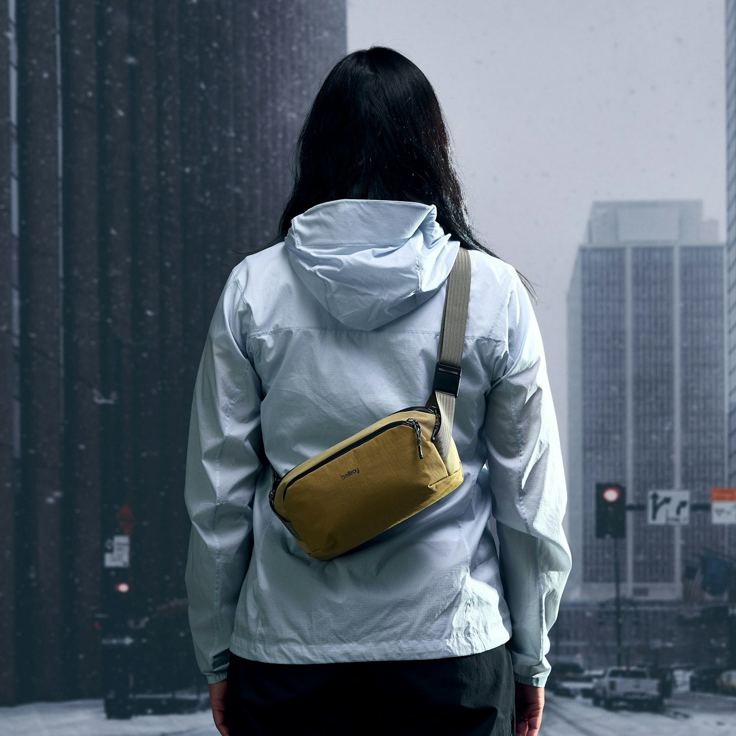 Venture Ready Sling 2.5L - Storming Gravity