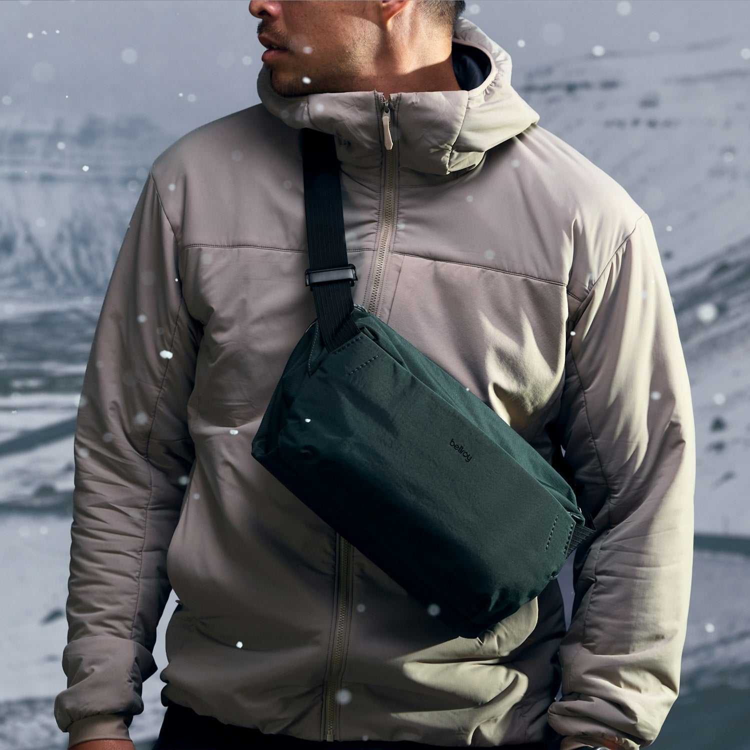 Venture Sling 9L - Storming Gravity