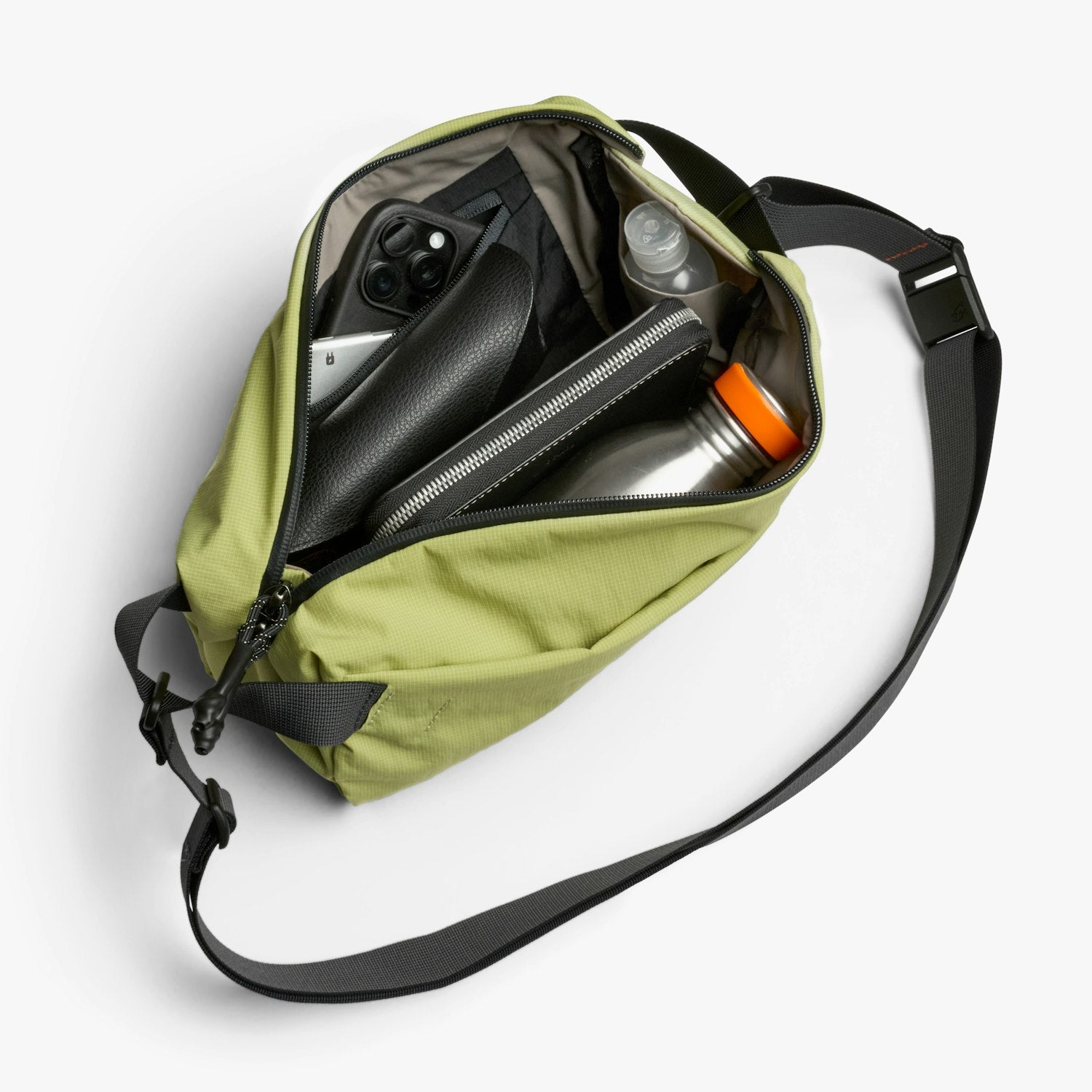 Lite Sling 7L - Storming Gravity