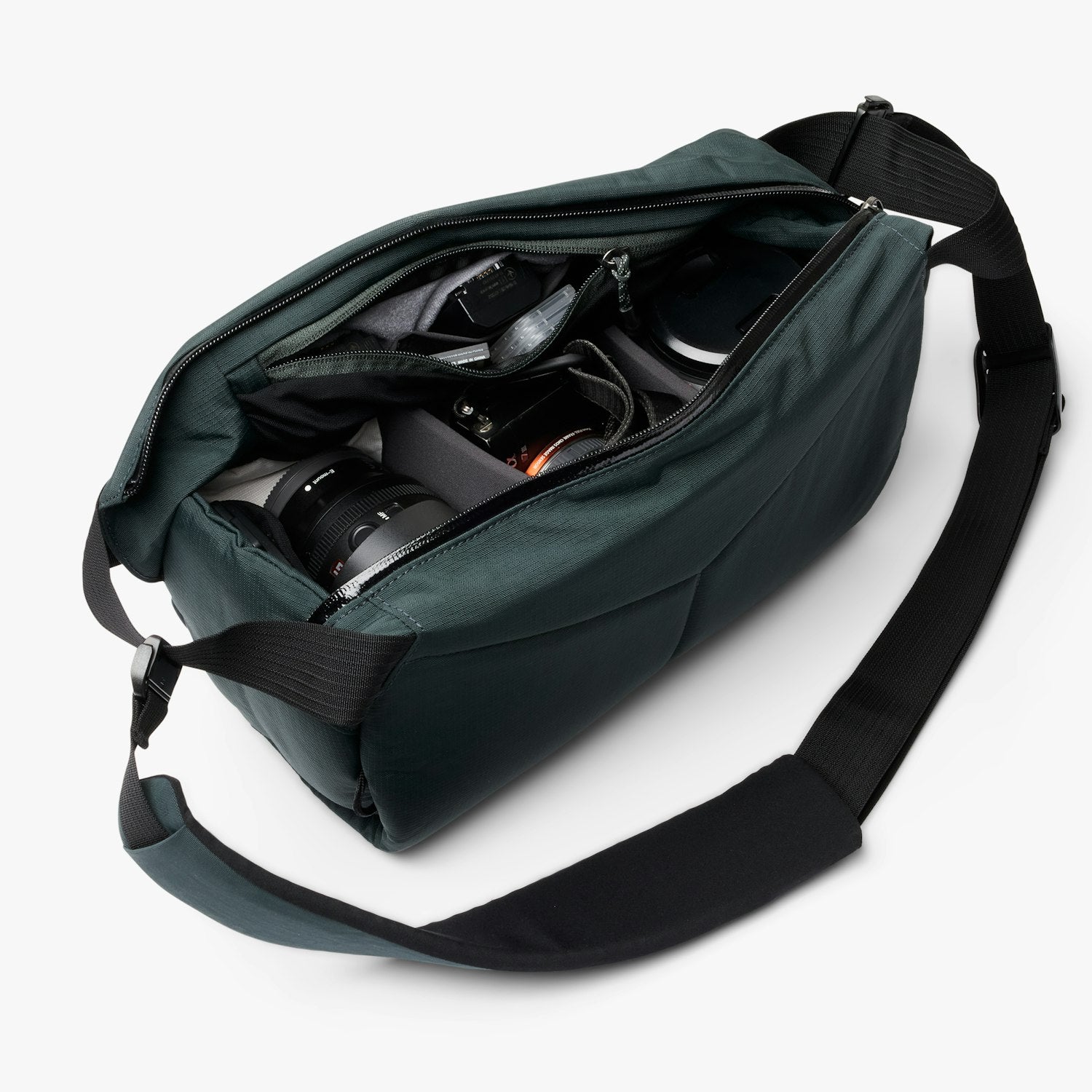 Venture Camera Sling 10L - Storming Gravity