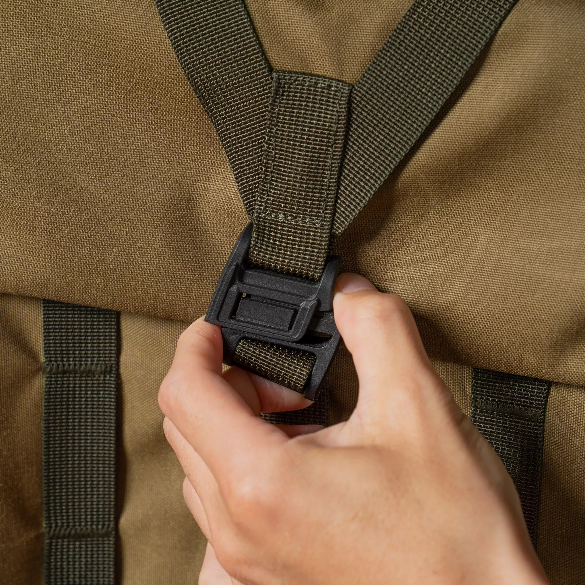 New Pilot Travel Camera Backpack 18L - Storming Gravity
