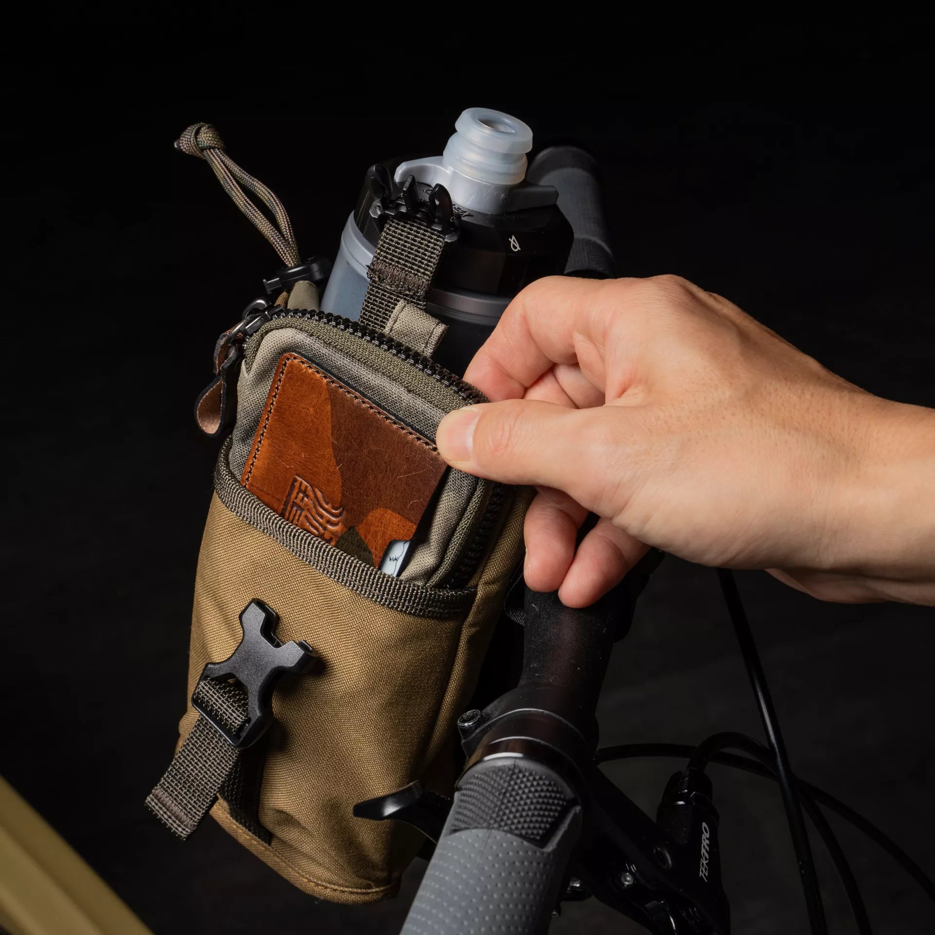 Grab'n Go Front Bottle Pouch for Bicycle