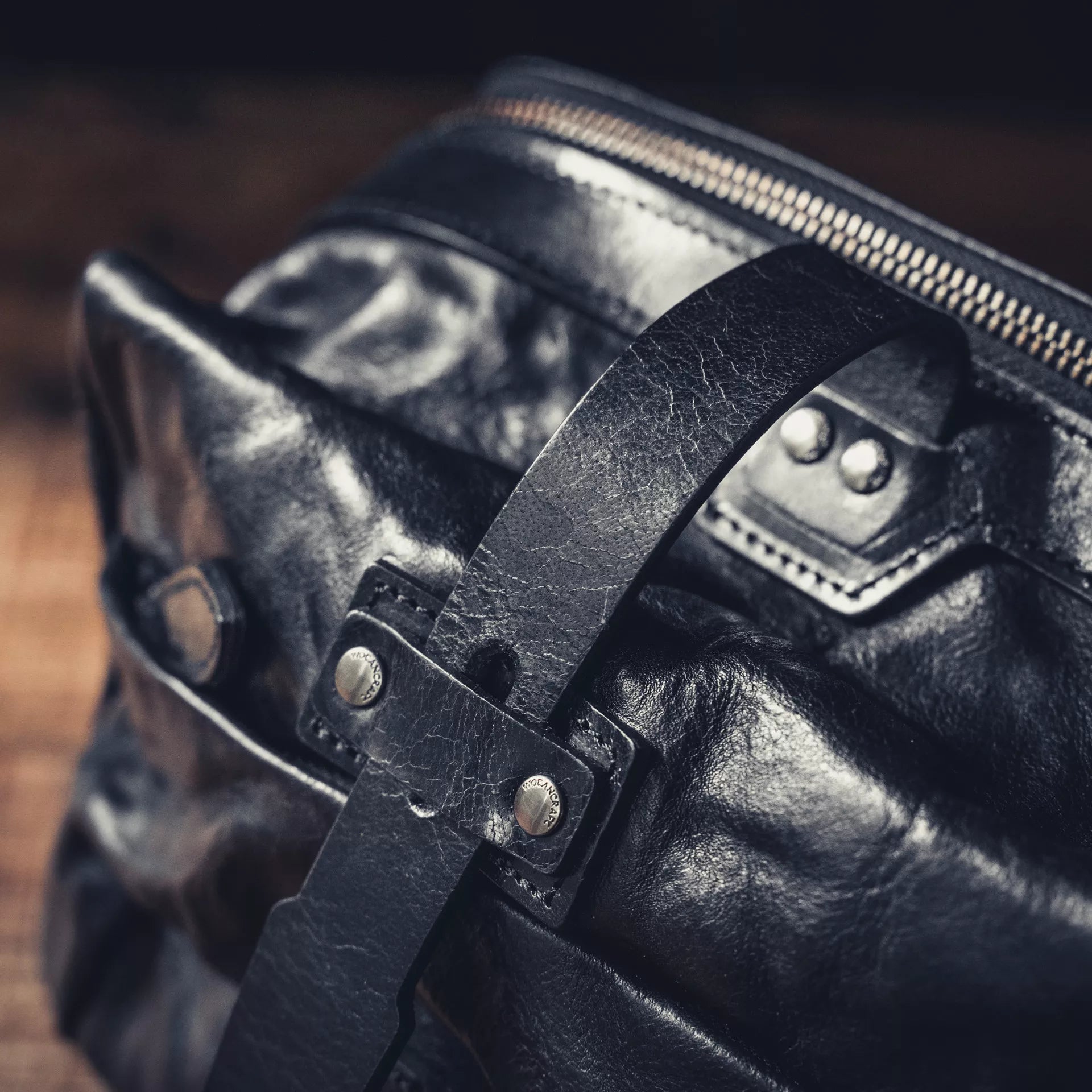 Mini Rider Sling Bag 3.5L - Full Leather Version
