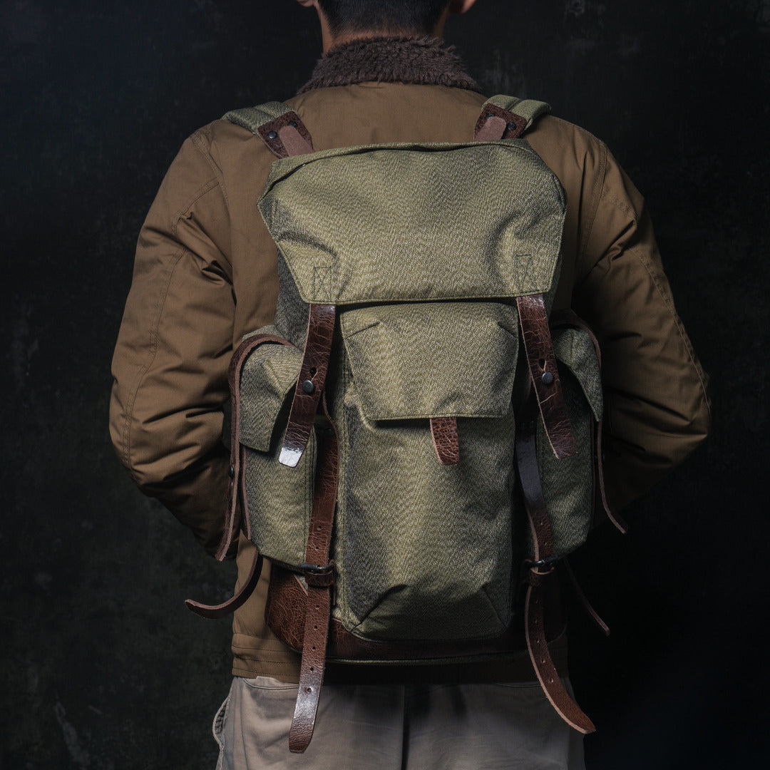 Salt & Pepper Canvas Backpack 15L - Storming Gravity