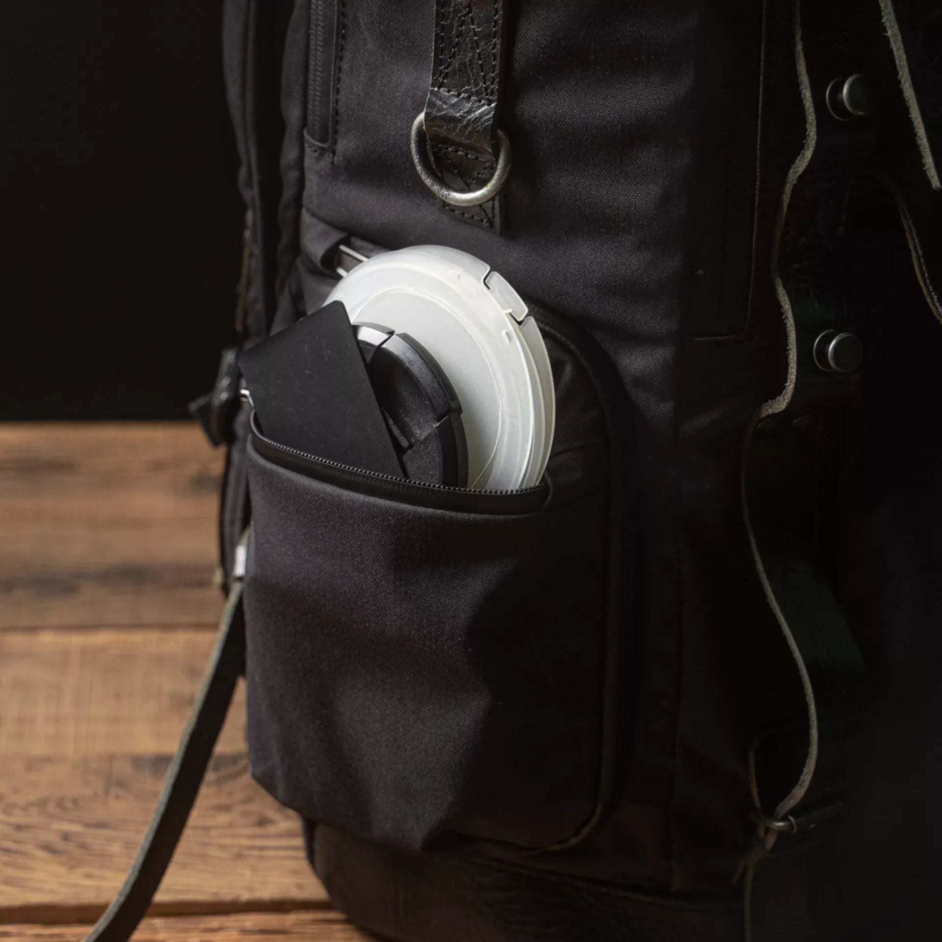 Commander Travel Camera Backpack 21L - Storming Gravity