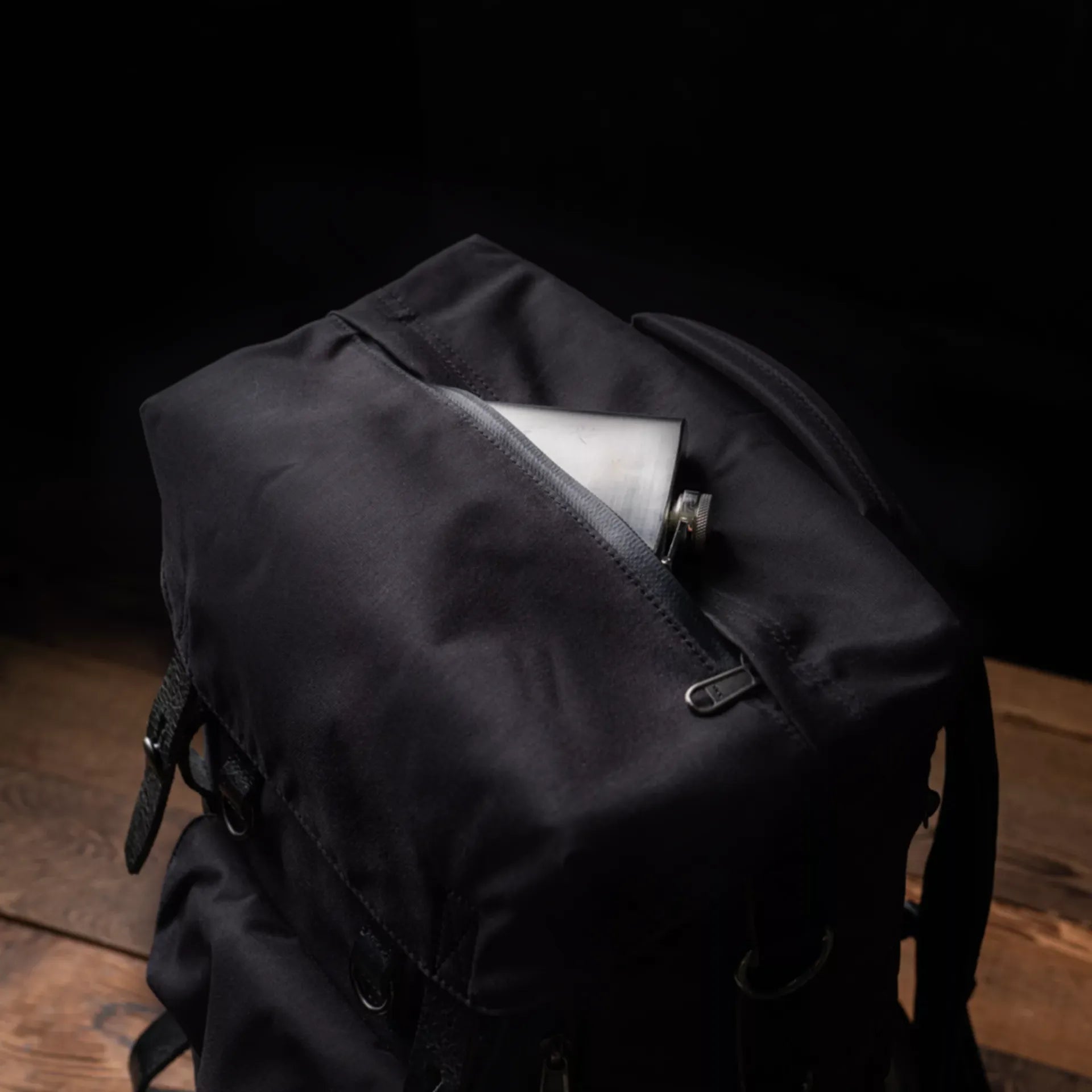 Commander Travel Camera Backpack 21L - Storming Gravity