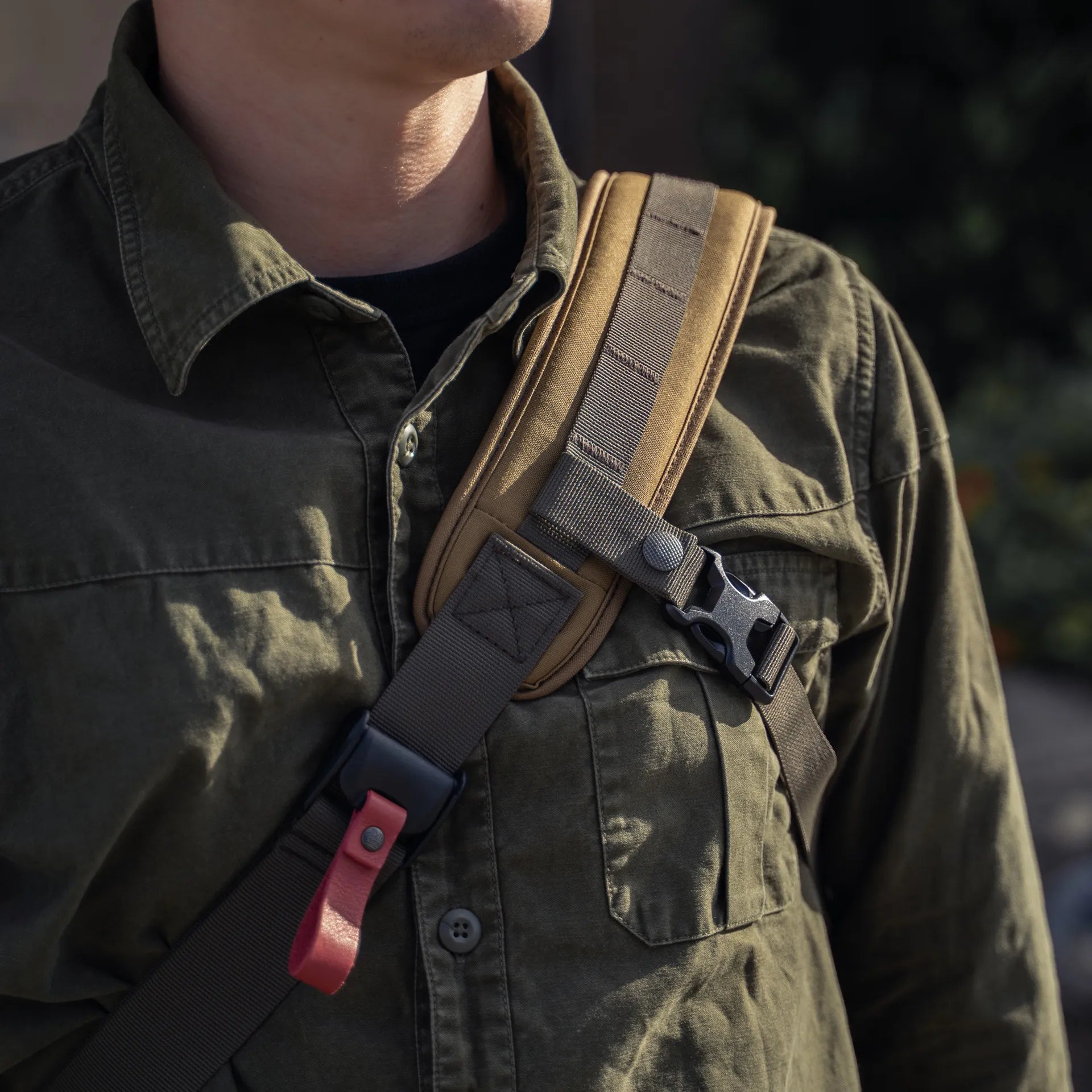 Lightning Rider V2 Sling Bag 13L - Storming Gravity