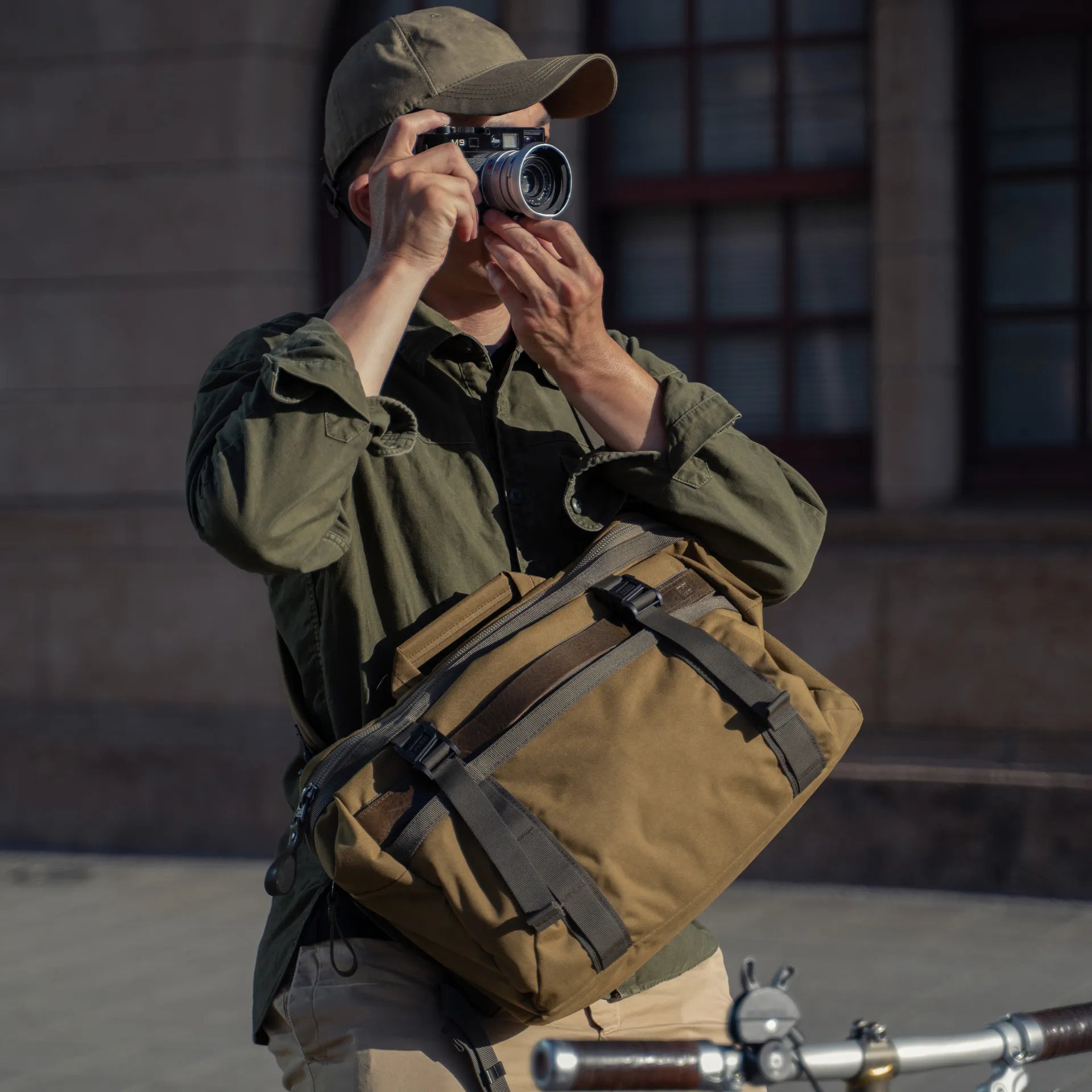 Lightning Rider V2 Sling Bag 13L - Storming Gravity