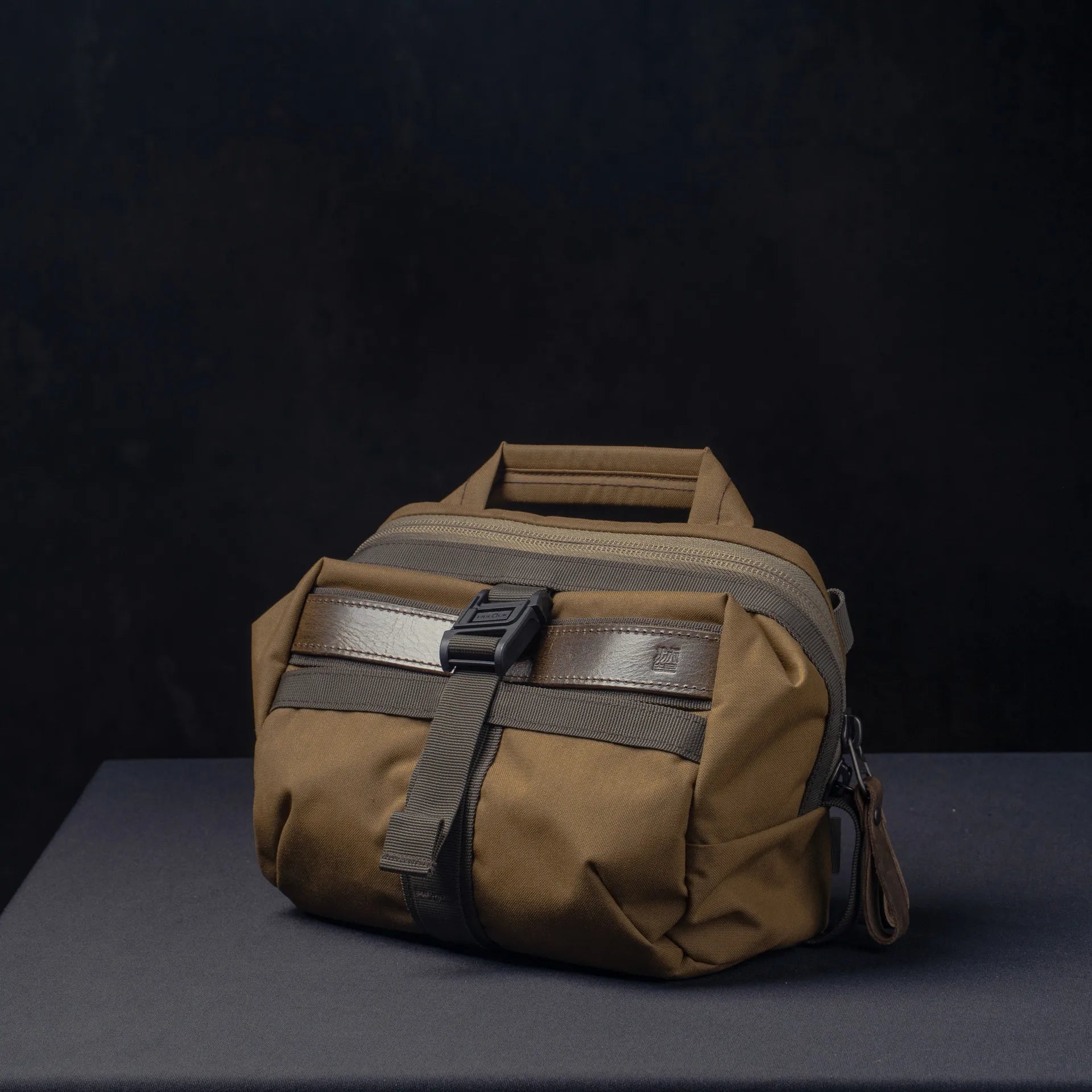 Mini Rider V2 Sling Bag 4.5L - Storming Gravity