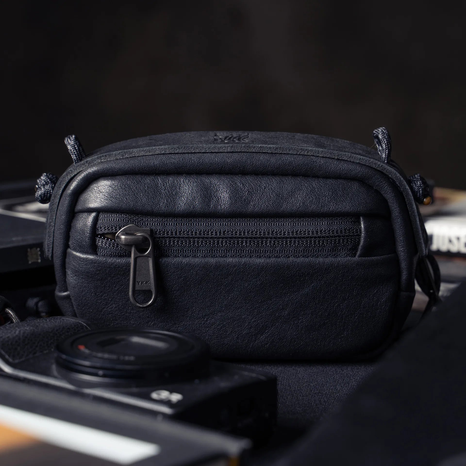 Full Leather Portable Camera Pouch S - Storming Gravity