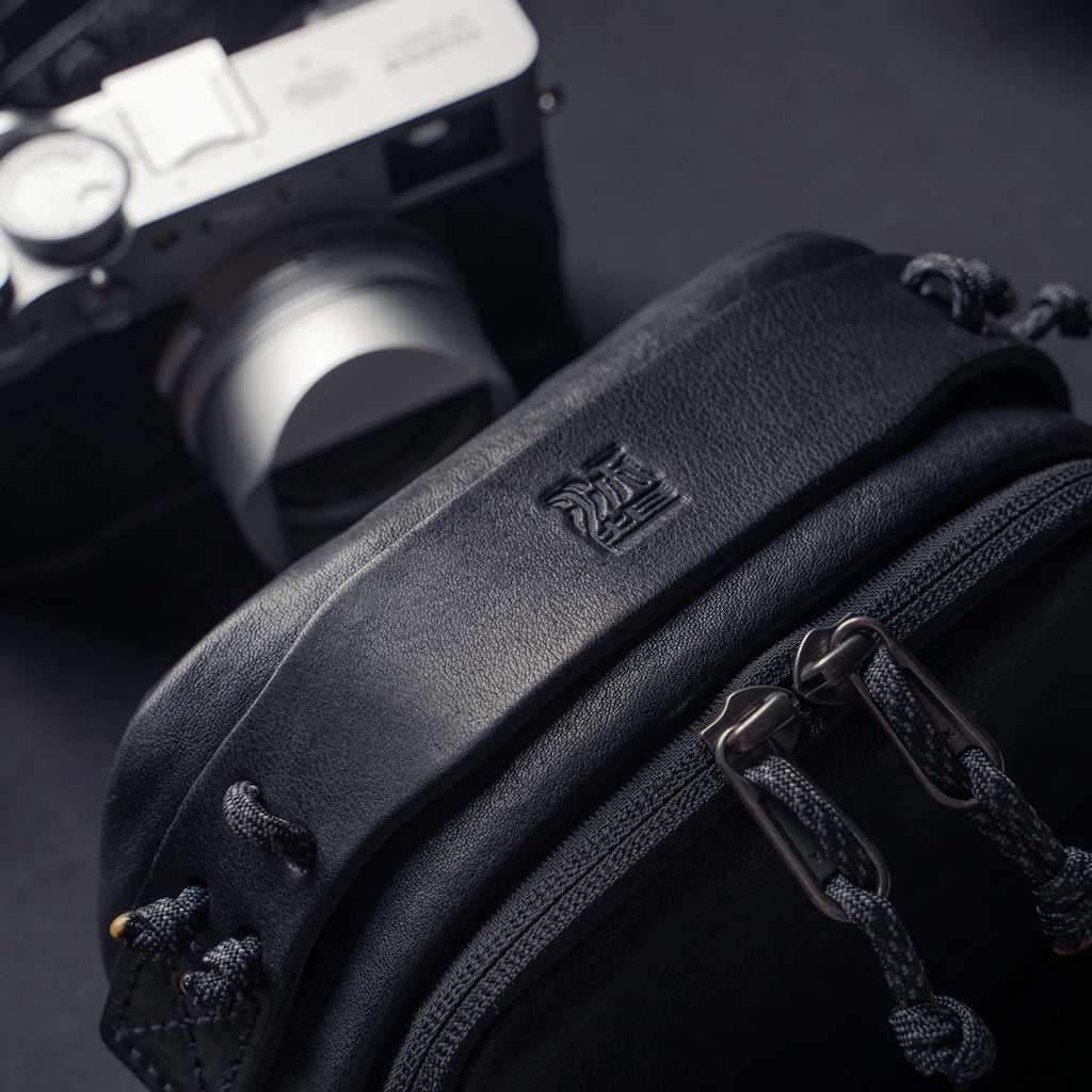 Full Leather Portable Camera Pouch M